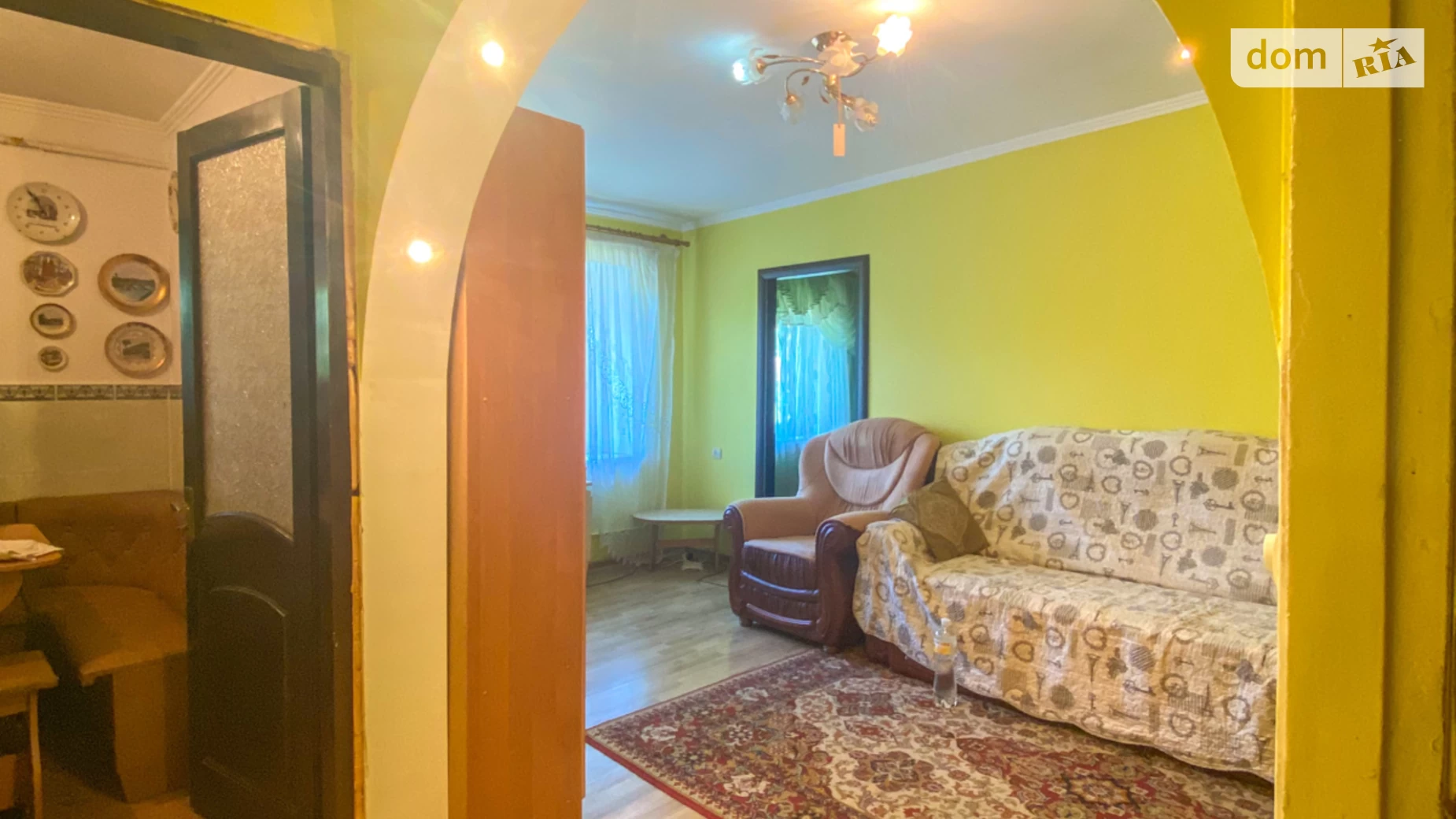 Продається 2-кімнатна квартира 43.1 кв. м у Лужанах - фото 2
