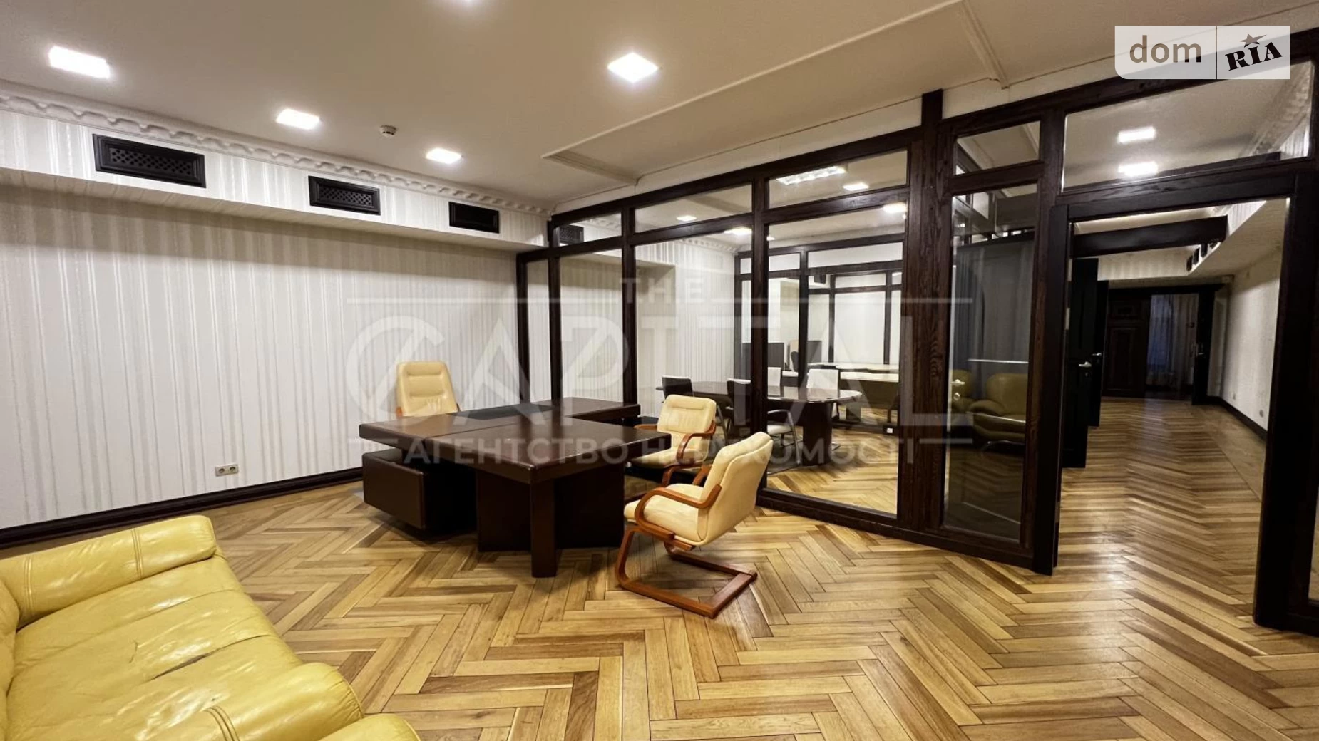 Здається в оренду офіс 130 кв. м в бізнес-центрі, цена: 1950 $ - фото 2