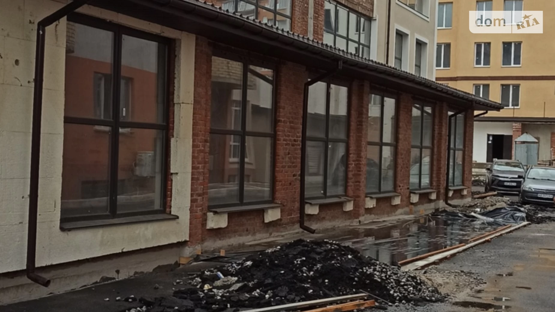 Сдается в аренду помещения свободного назначения 2400 кв. м в 3-этажном здании, цена: 480000 грн - фото 2