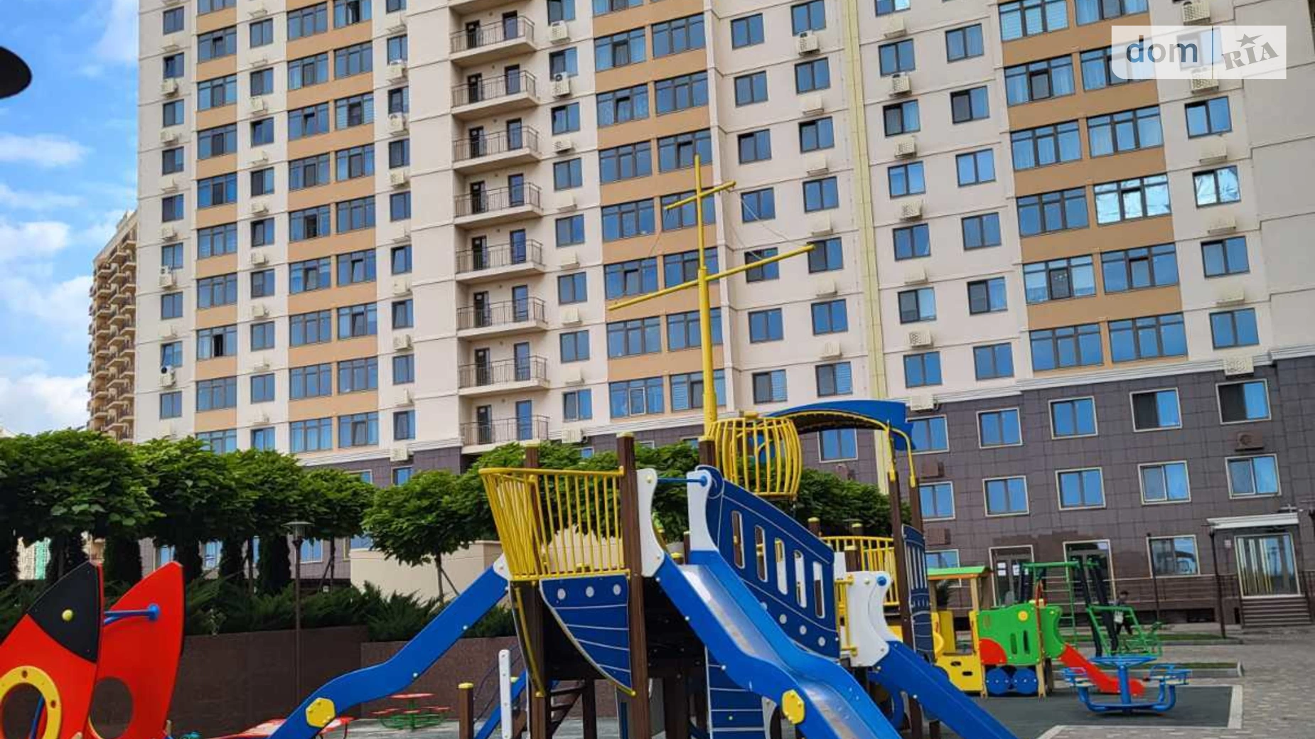 Продается 2-комнатная квартира 69 кв. м в Одессе, ул. Жемчужная, 8 - фото 2