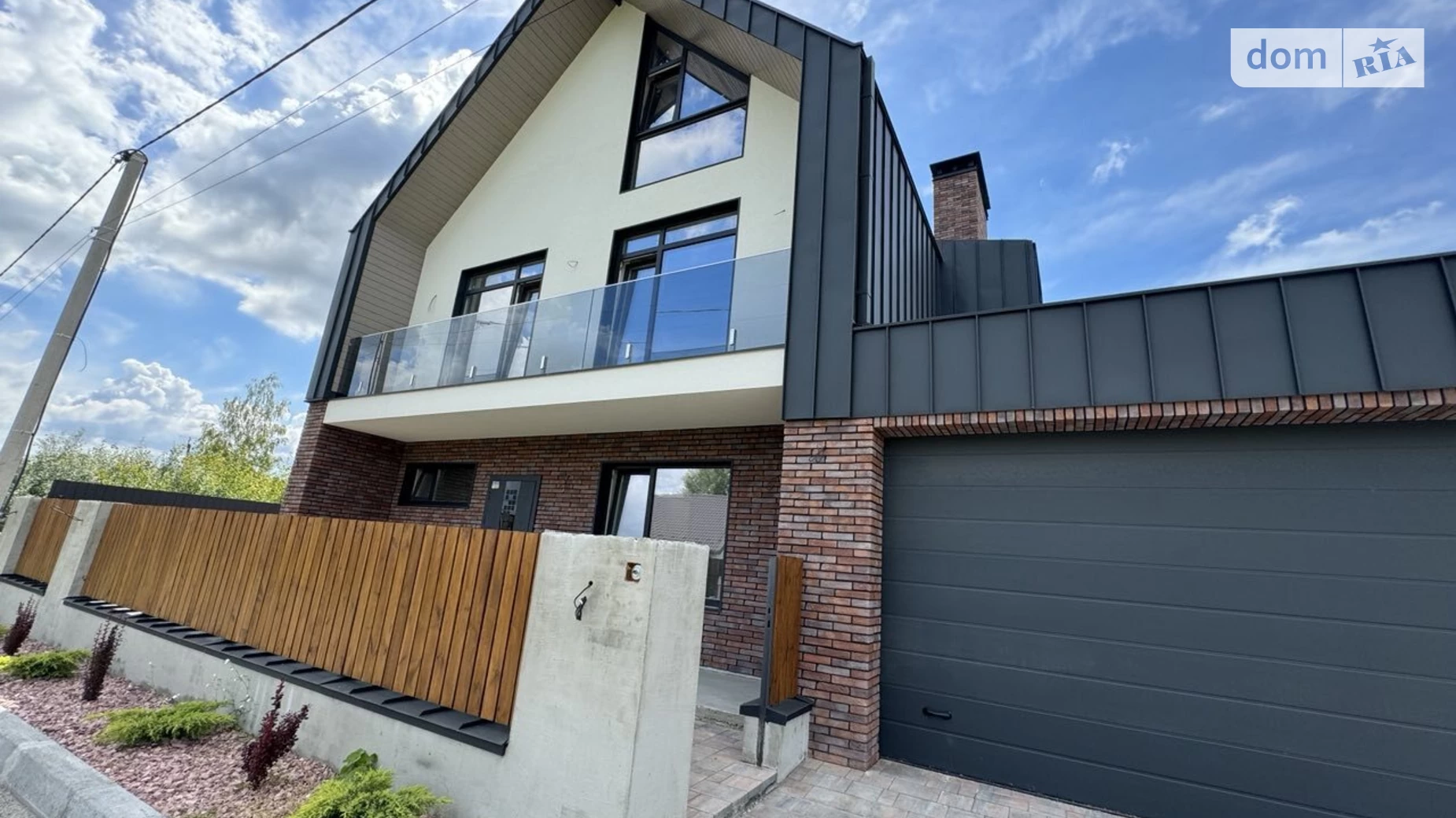 Продается дом на 2 этажа 150 кв. м с гаражом, цена: 175000 $ - фото 2