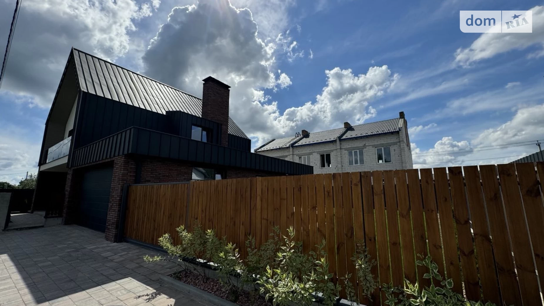 Продается дом на 2 этажа 150 кв. м с гаражом, цена: 175000 $ - фото 3
