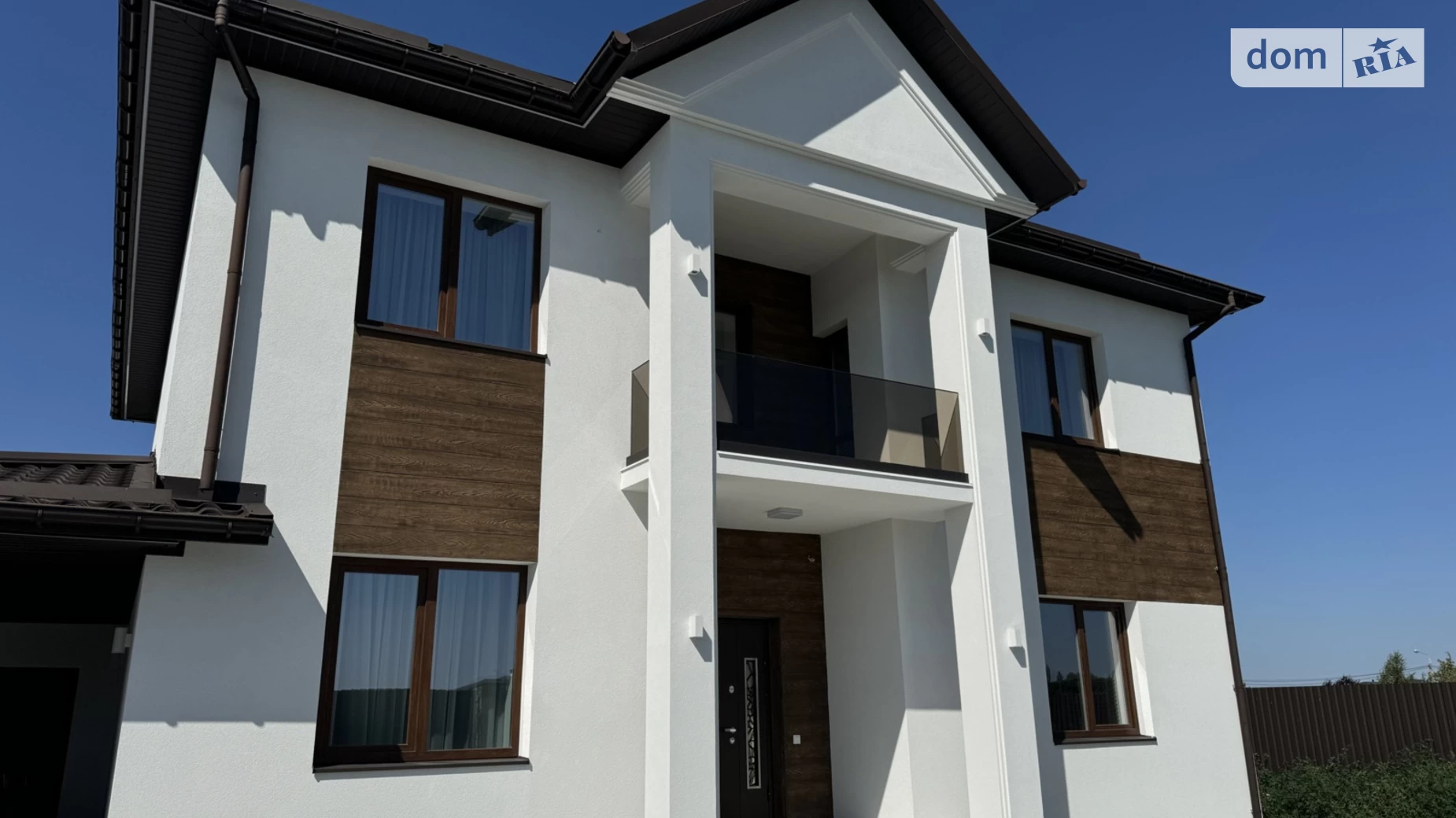 Продается дом на 2 этажа 280 кв. м с камином, цена: 660000 $ - фото 4