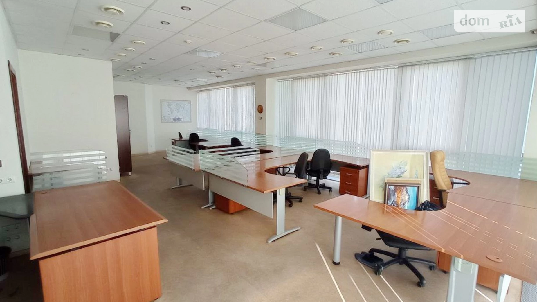 Сдается в аренду офис 140.5 кв. м в бизнес-центре, цена: 1400 $ - фото 2