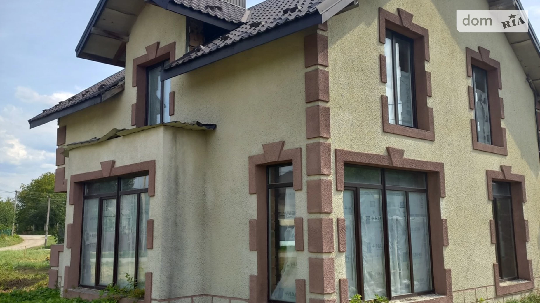 Продается дом на 2 этажа 155 кв. м с гаражом, цена: 99500 $ - фото 2