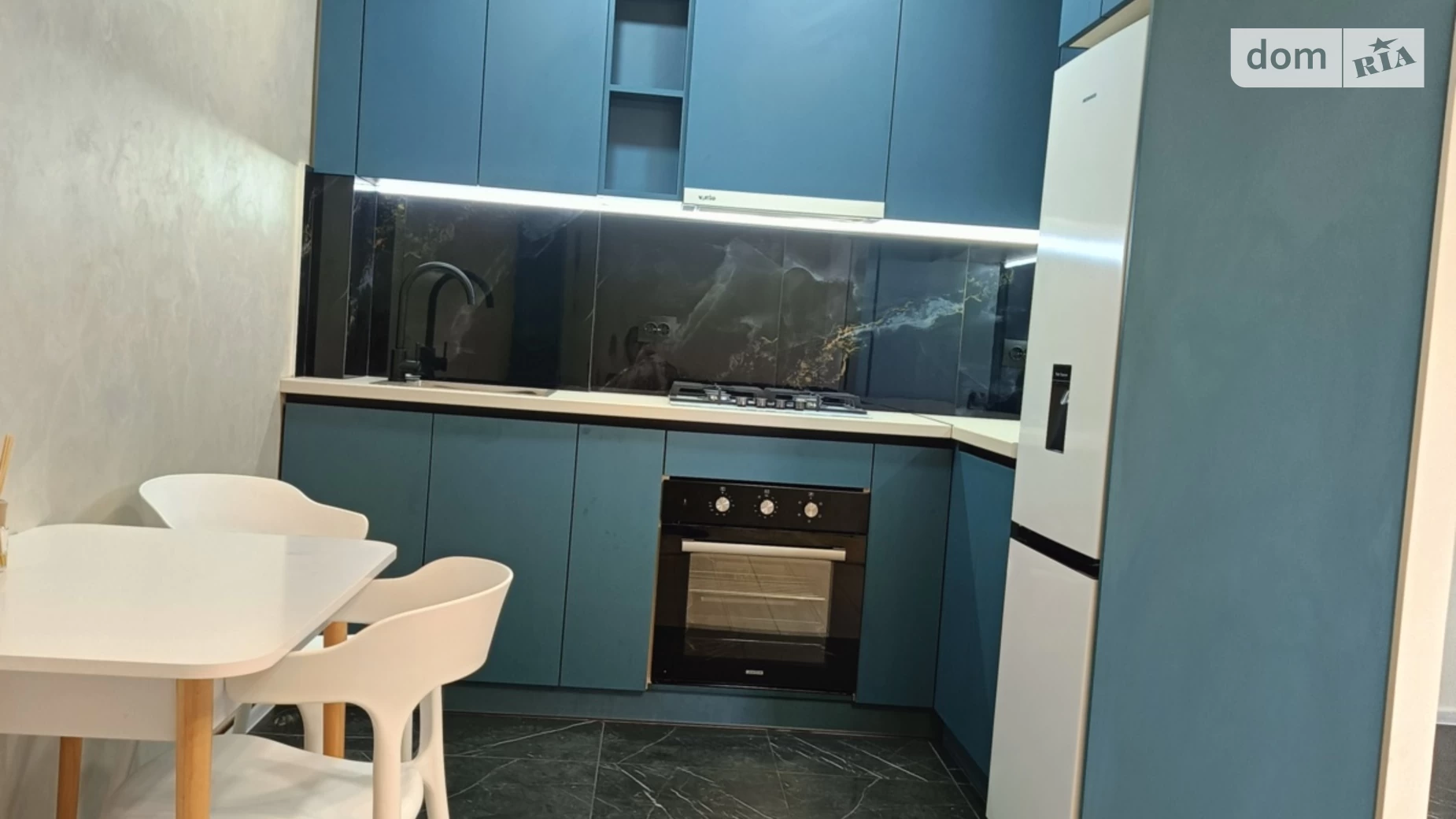 2-кімнатна квартира 56 кв. м у Тернополі, вул. Київська, 9Г - фото 3