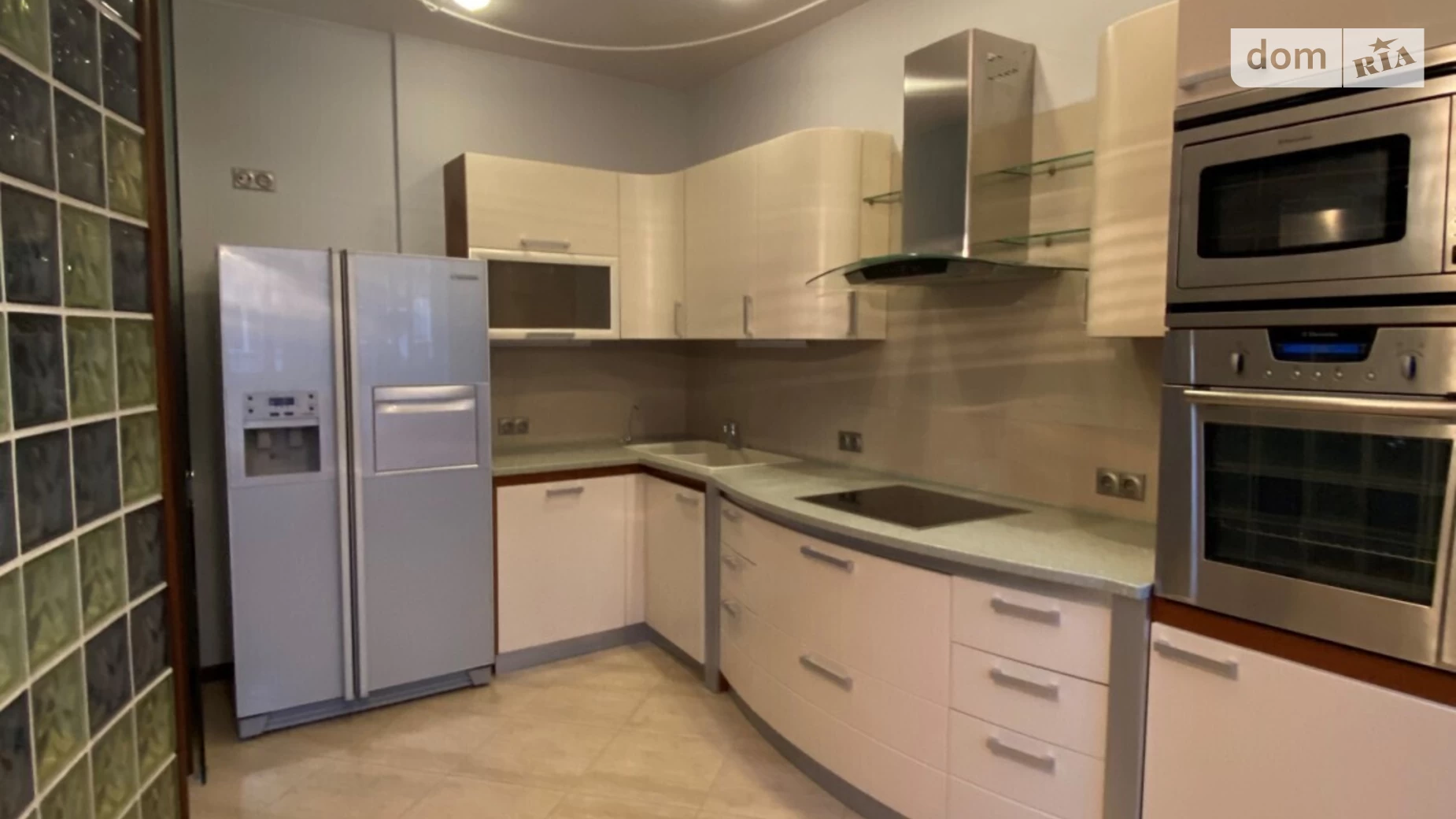 Сдается в аренду 4-комнатная квартира 148 кв. м в Киеве, ул. Дмитриевская, 13А - фото 2