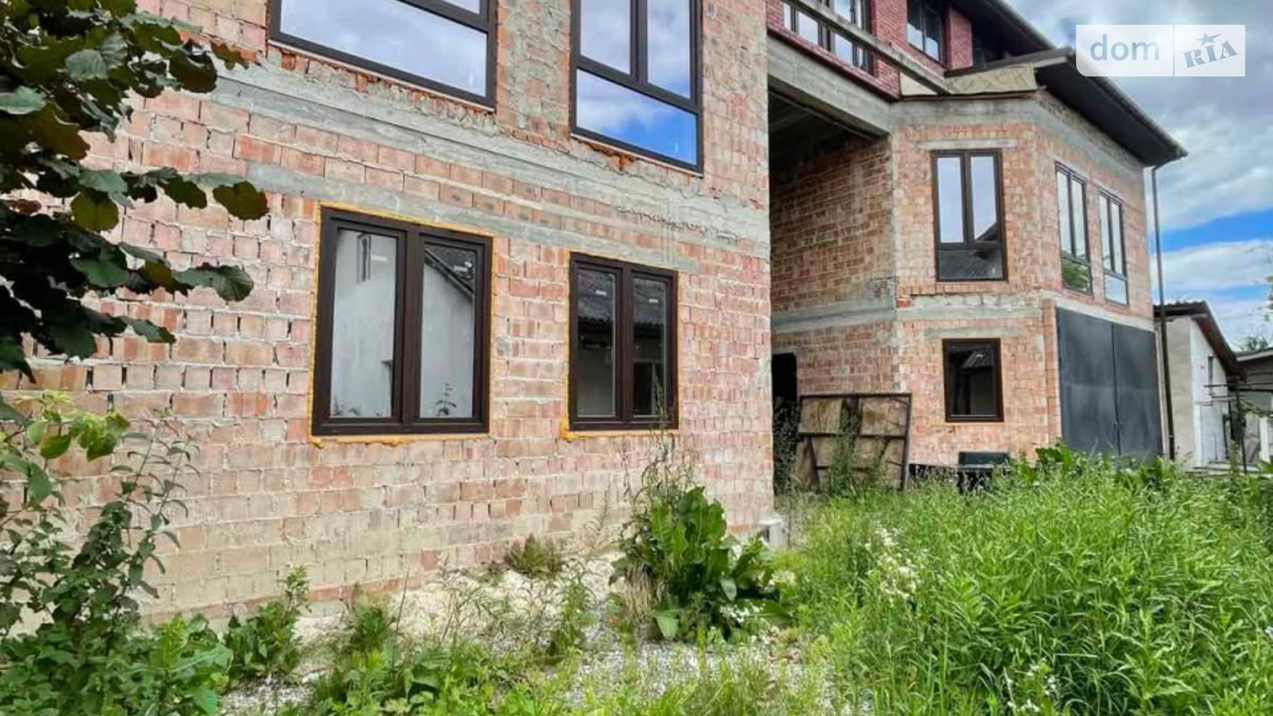 Продается дом на 2 этажа 470 кв. м с гаражом, цена: 170000 $ - фото 3