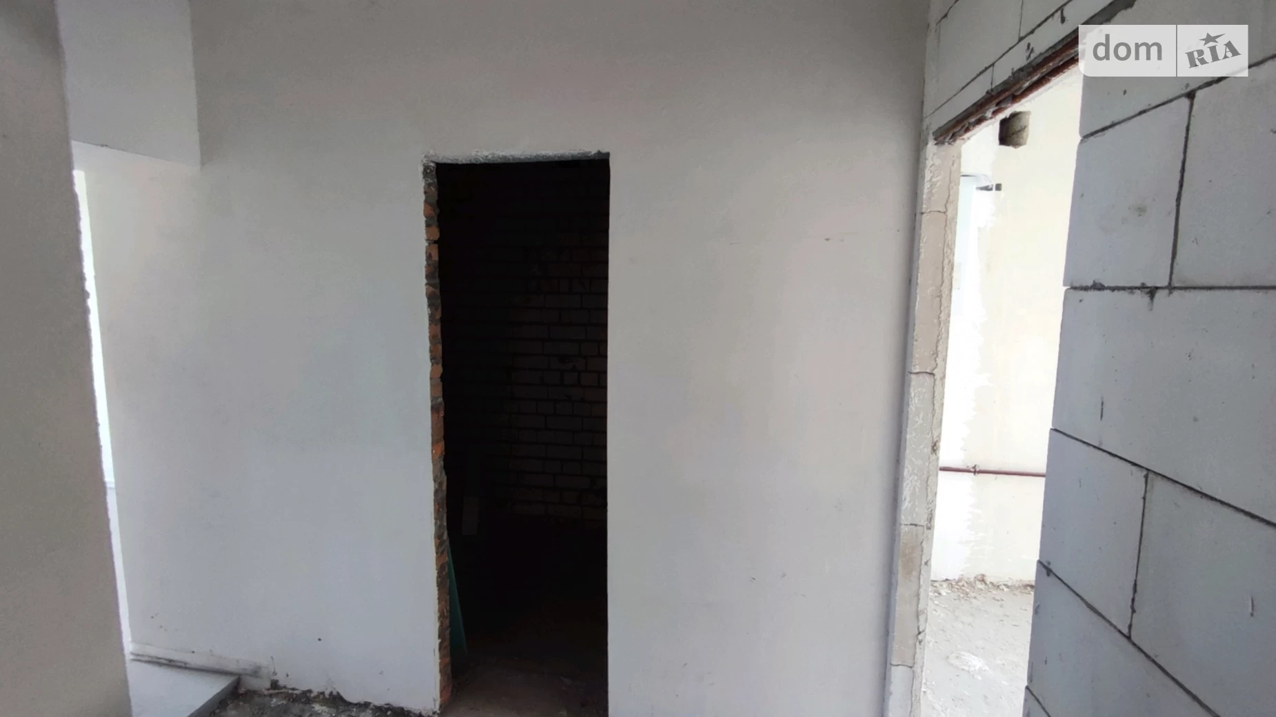 Продается 1-комнатная квартира 36 кв. м в Буче, ул. Ивана Кожедуба, 8А - фото 3