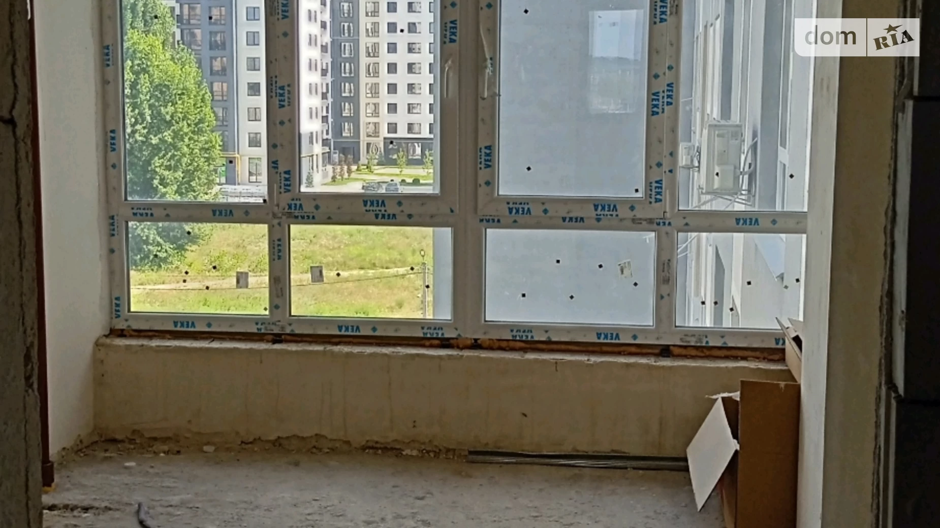 Продается 1-комнатная квартира 37 кв. м в Буче, ул. Степана Рудницкого, 3 - фото 2
