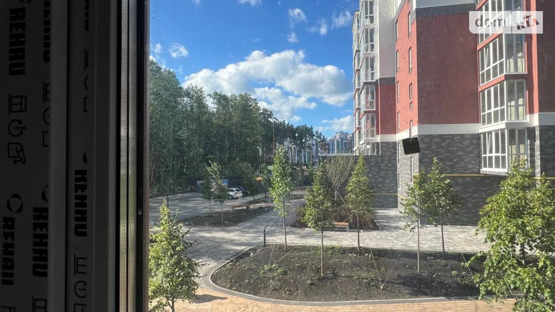 Продается 2-комнатная квартира 55 кв. м в Ирпене, ул. Соборная(ІІІ Интернационала), 2К/1 - фото 2