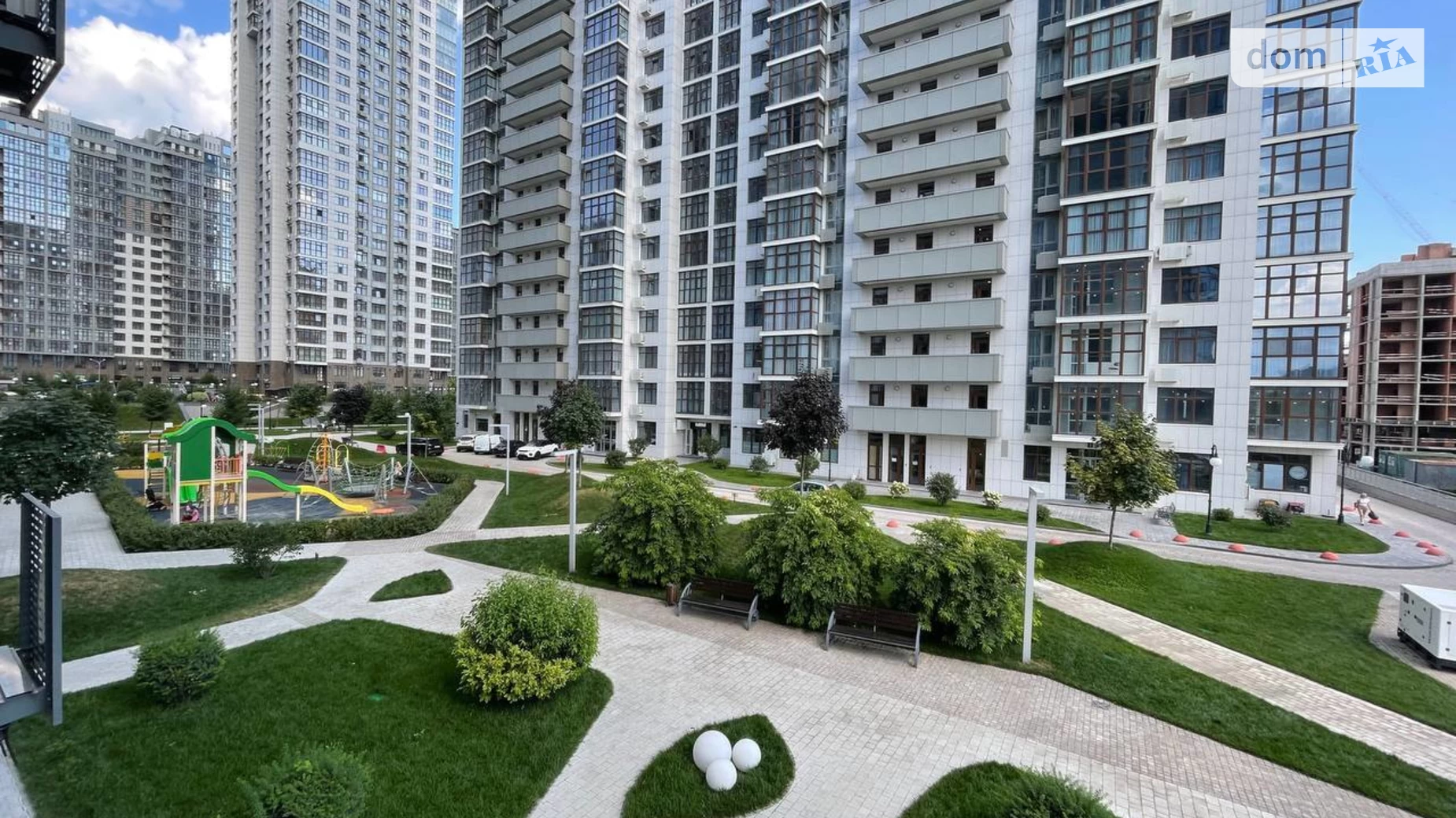 Продается 1-комнатная квартира 83 кв. м в Киеве, ул. Андрея Верхогляда(Драгомирова), 17В - фото 4