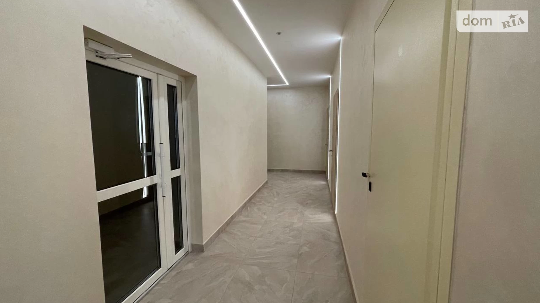 Продается 1-комнатная квартира 83 кв. м в Киеве, ул. Андрея Верхогляда(Драгомирова), 17В - фото 5