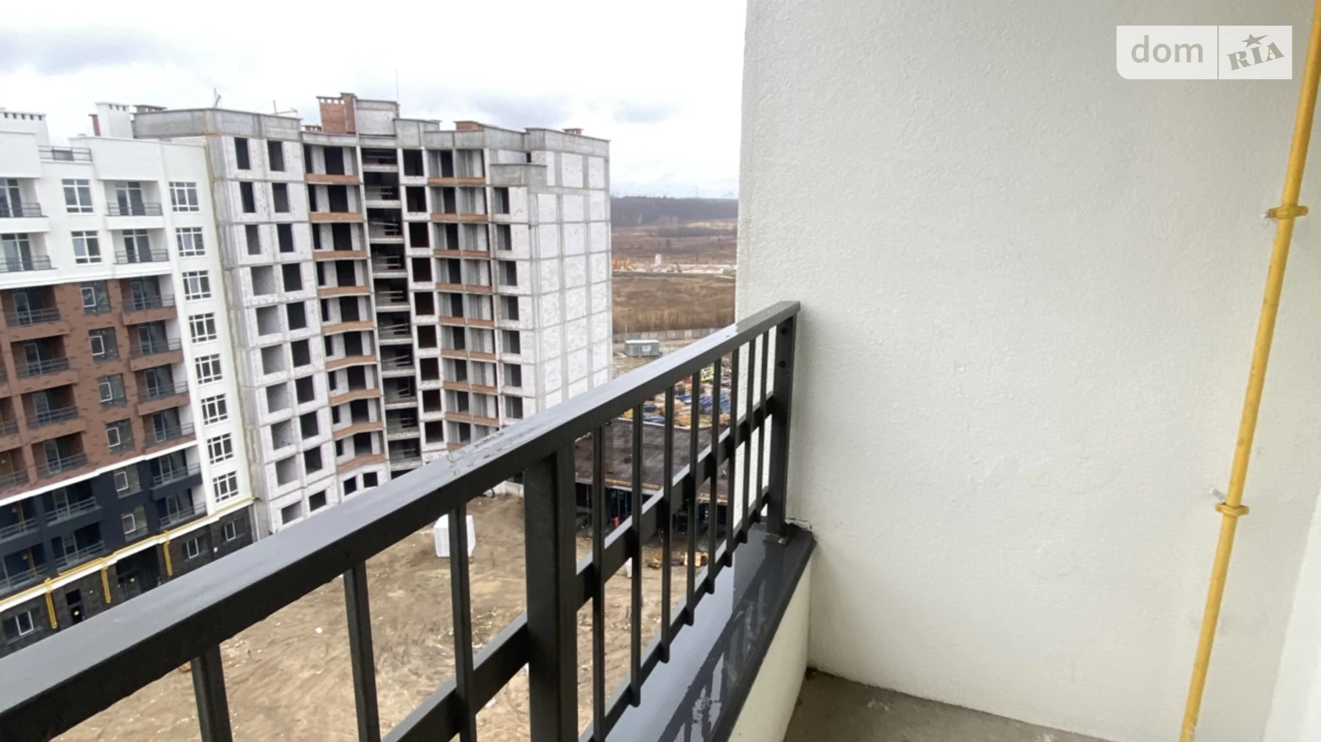 Продається 3-кімнатна квартира 76.5 кв. м у Ірпені, вул. Кобилянської Ольги, 1В/22 - фото 2