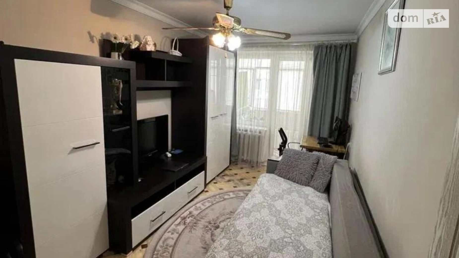 Продается 4-комнатная квартира 81 кв. м в Львове, ул. Линкольна Авраама - фото 2