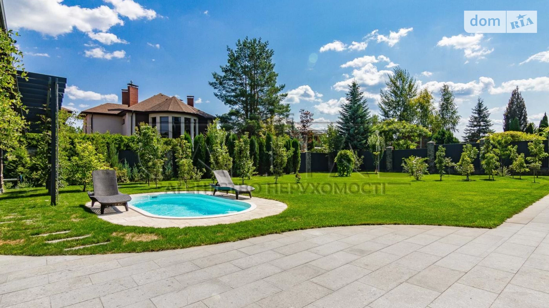 Продается дом на 2 этажа 350 кв. м с гаражом, цена: 875000 $ - фото 4