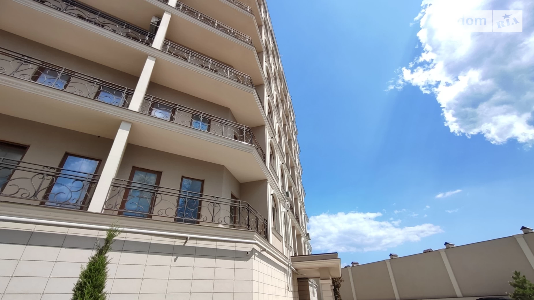 Продается 1-комнатная квартира 48.4 кв. м в, цена: 56628 $ - фото 2