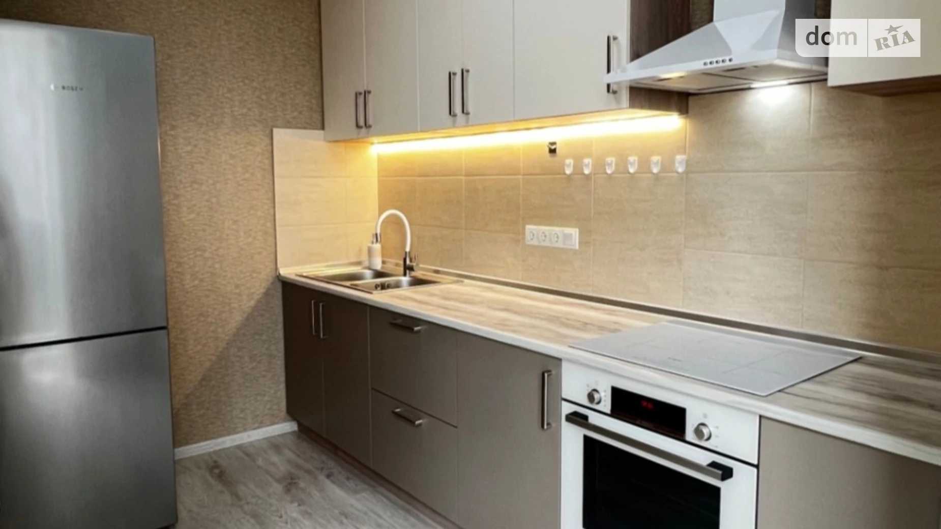 Продается 1-комнатная квартира 29 кв. м в Буче, бул. Леонида Бирюкова - фото 2