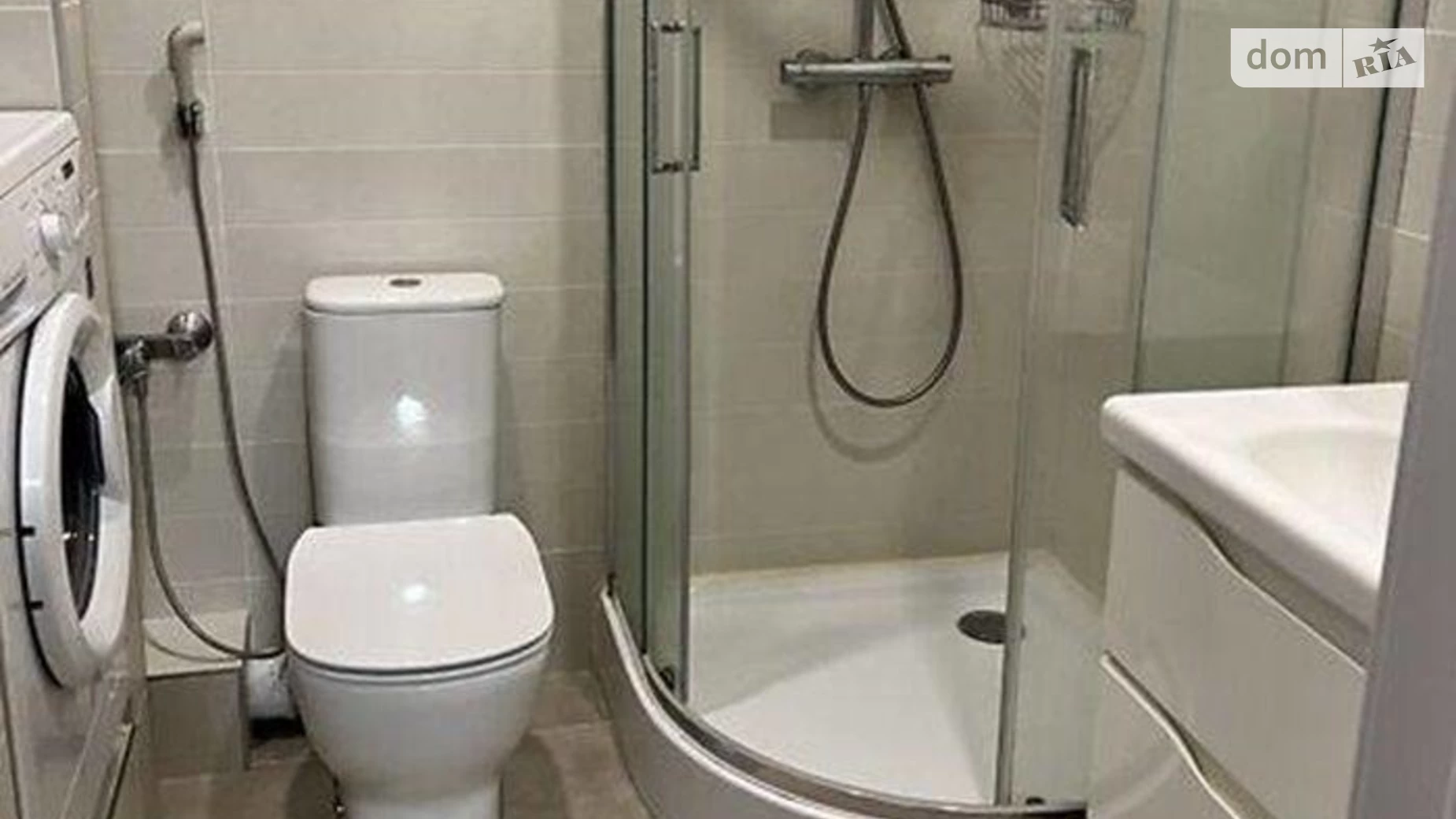 Продается 1-комнатная квартира 41.8 кв. м в Киеве, ул. Академика Филатова, 2/1 - фото 2