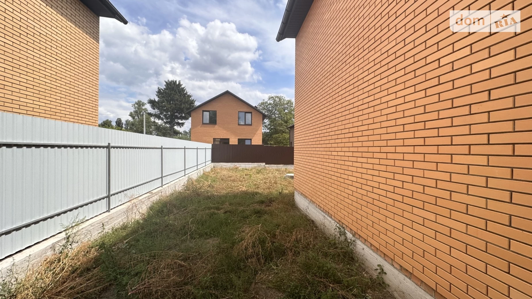 Продается дом на 2 этажа 125 кв. м с балконом, цена: 92000 $ - фото 4