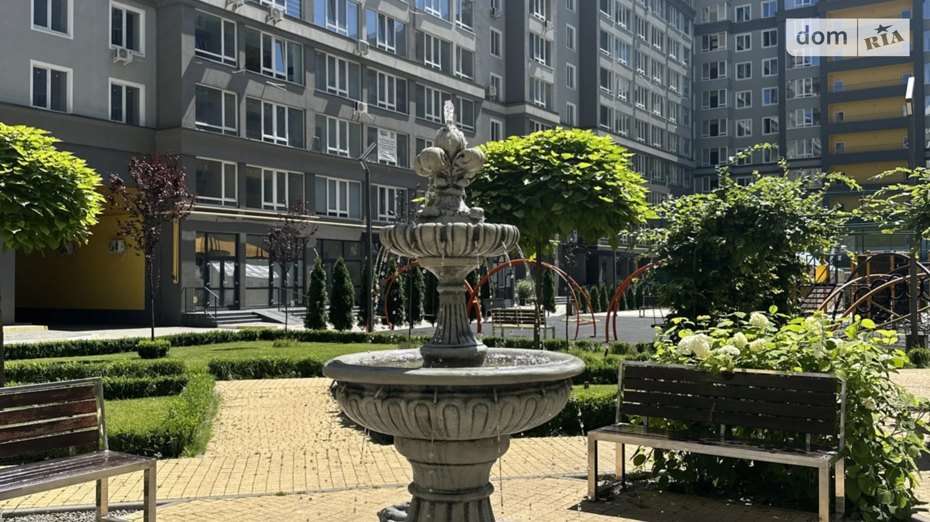 Продается 1-комнатная квартира 39 кв. м в Буче, ул. Ивана Кожедуба - фото 2