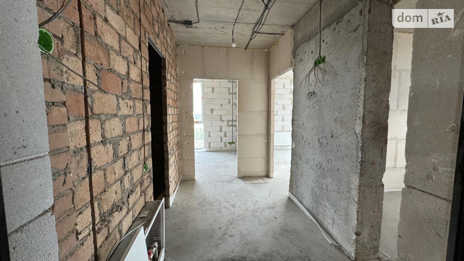 Продається 2-кімнатна квартира 53.6 кв. м у Вінниці, вул. Академіка Янгеля, 54 - фото 2