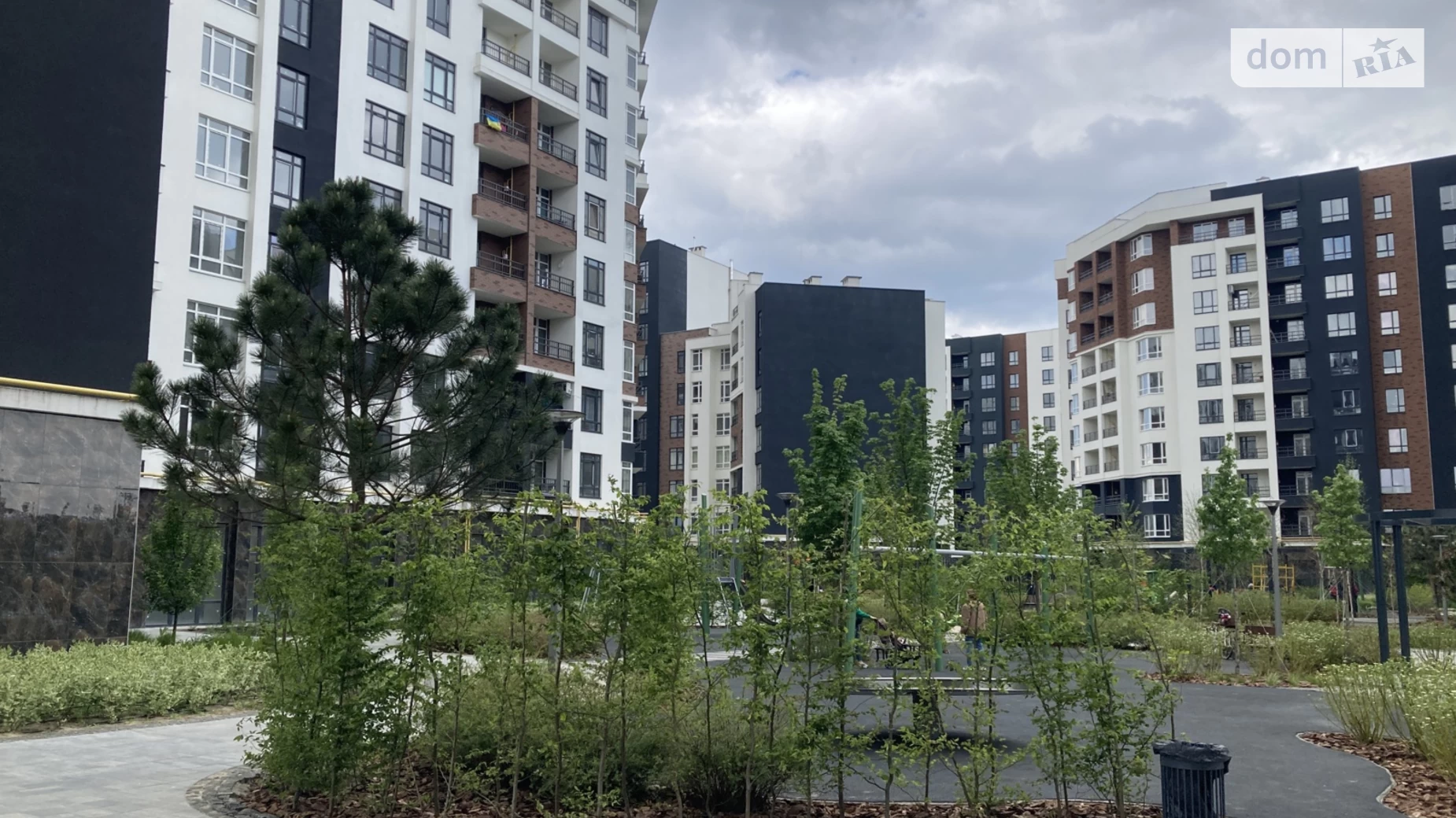 Продается 1-комнатная квартира 39.4 кв. м в Ирпене, ул. Кобылянской Ольги, 1В/6 - фото 2