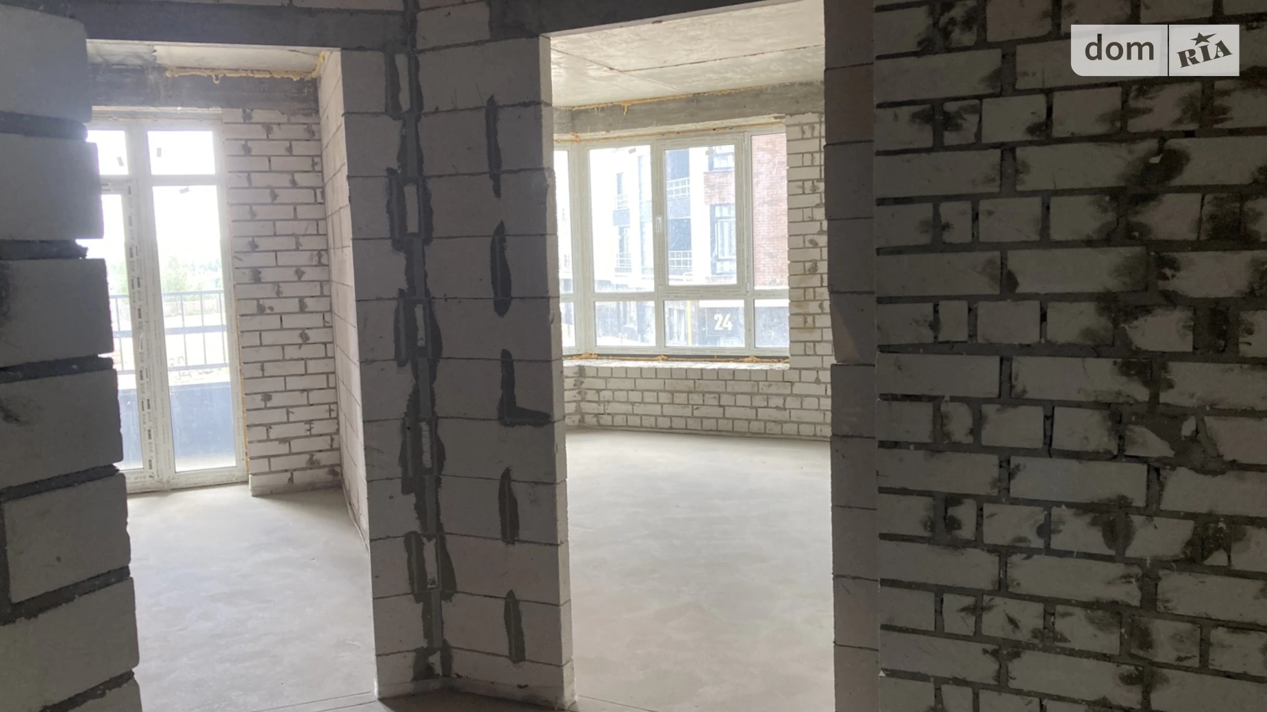 Продается 1-комнатная квартира 39.4 кв. м в Ирпене, ул. Кобылянской Ольги, 1В/6 - фото 3