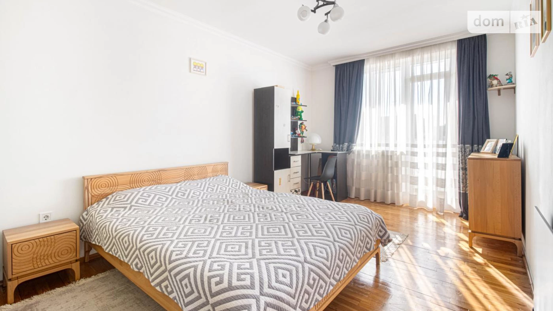 Продається 2-кімнатна квартира 67.4 кв. м у Львові, вул. Шевченка Тараса - фото 2