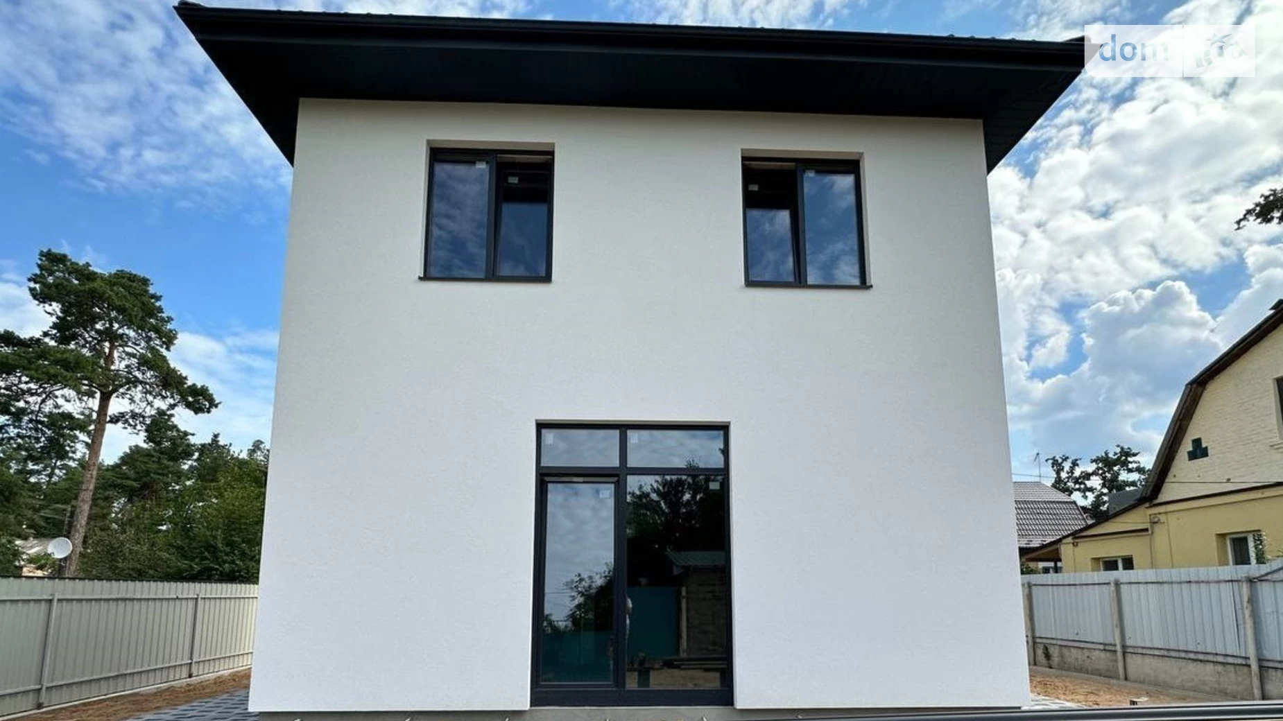 Продается дом на 2 этажа 101 кв. м с бассейном, цена: 130000 $ - фото 2