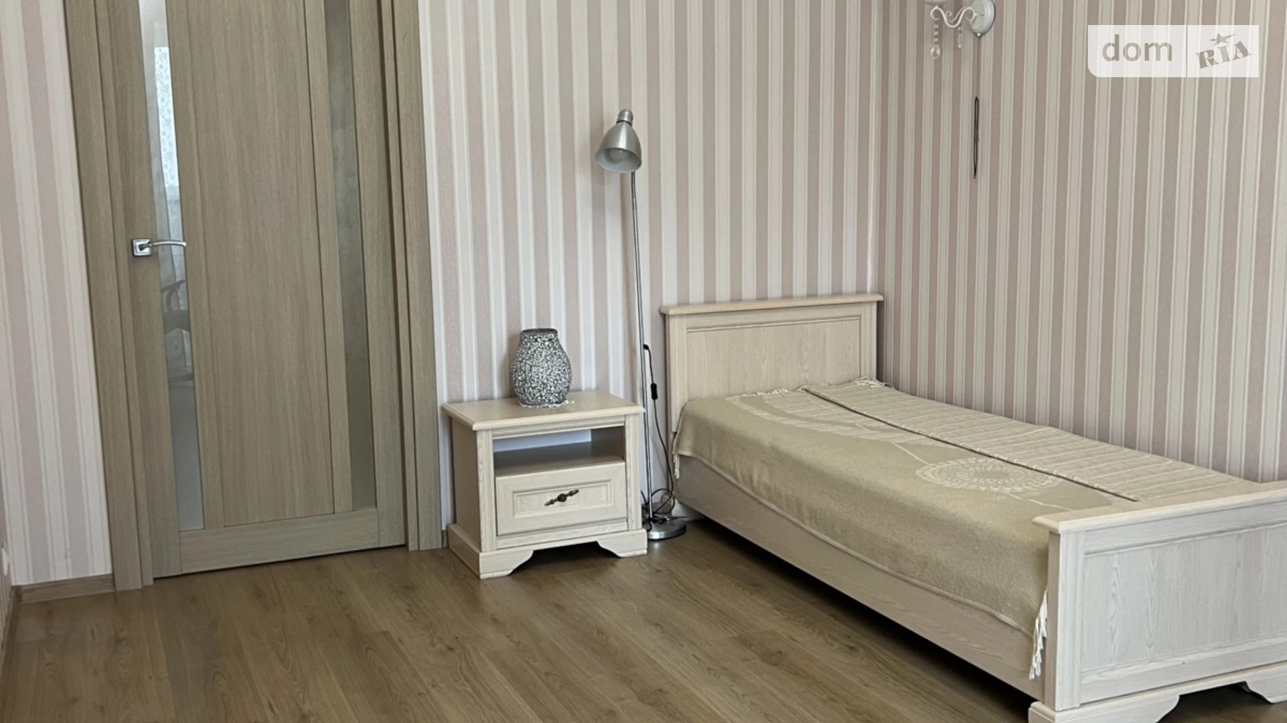 Продается 1-комнатная квартира 47.9 кв. м в, цена: 63000 $ - фото 3