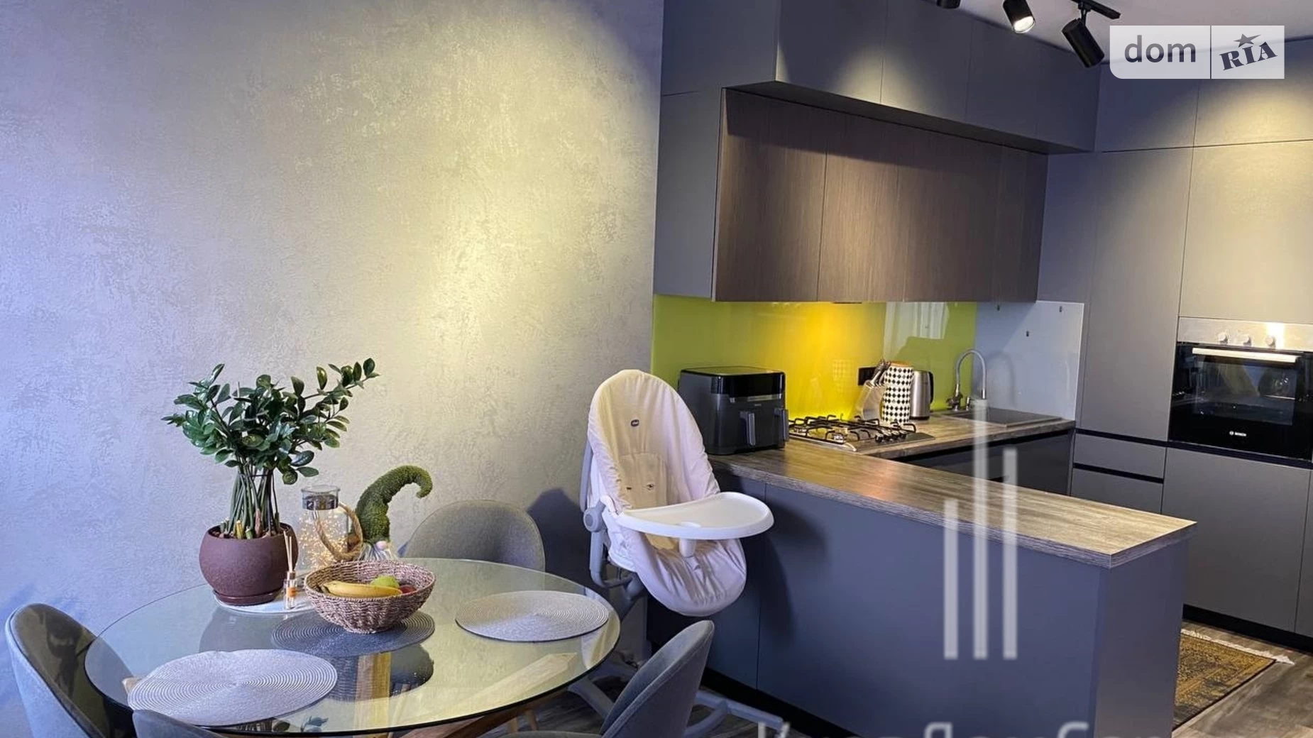 Продается 3-комнатная квартира 98.4 кв. м в Крюковщине, ул. Одесская, 25Б - фото 2
