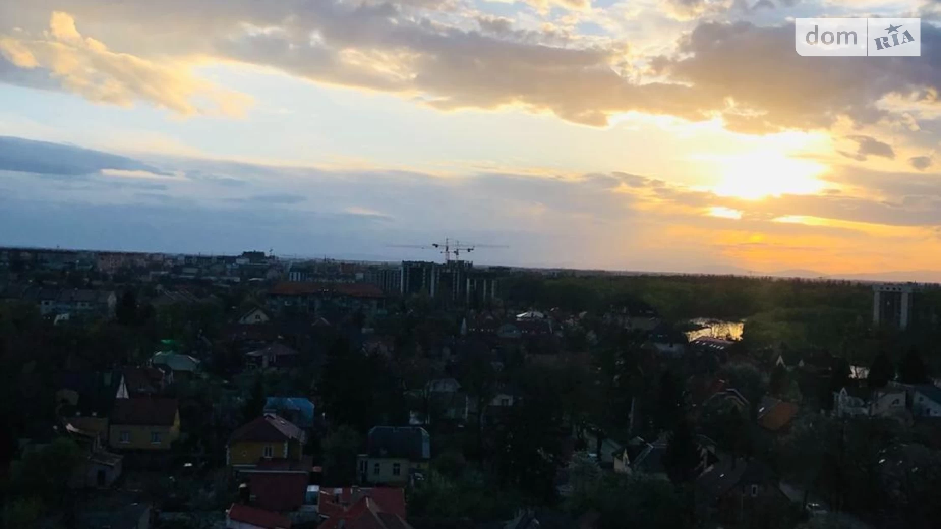 Продается 2-комнатная квартира 52 кв. м в Ужгороде, просп. Свободы, 2 - фото 3