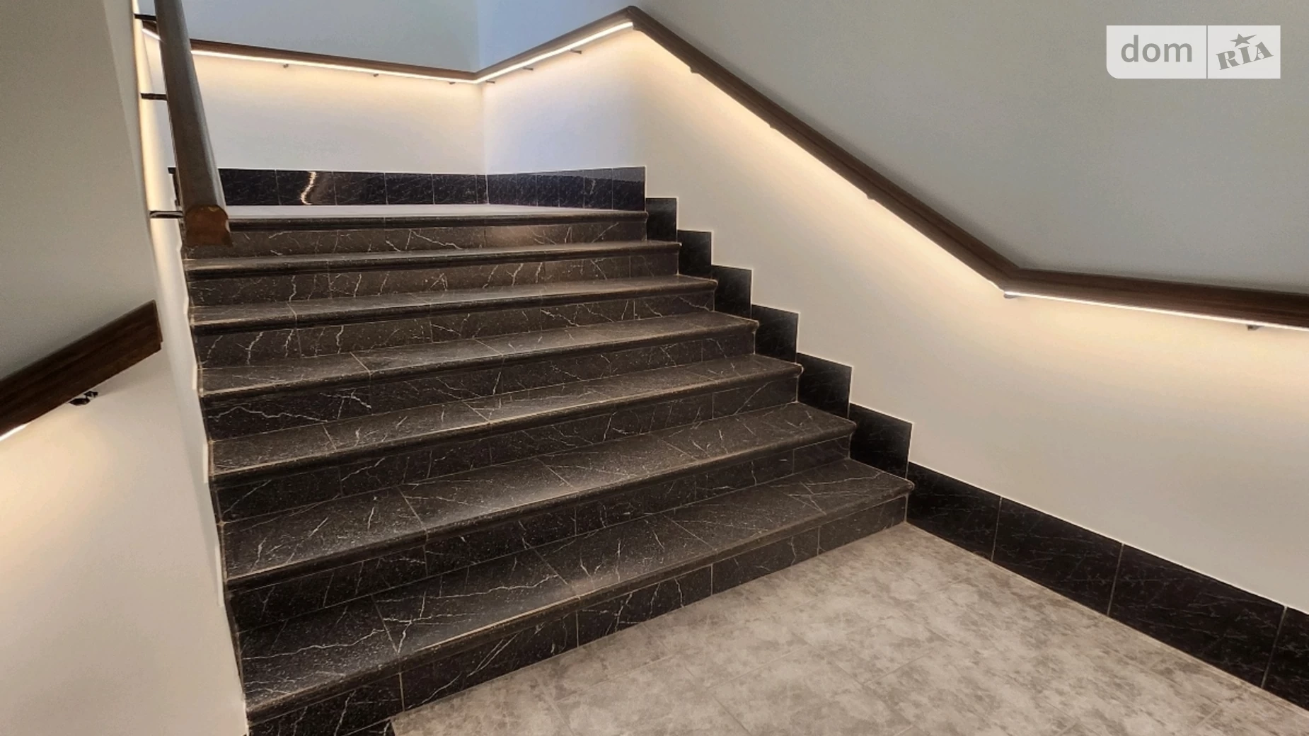 Сдается в аренду офис 600 кв. м в бизнес-центре, цена: 32000 $ - фото 5