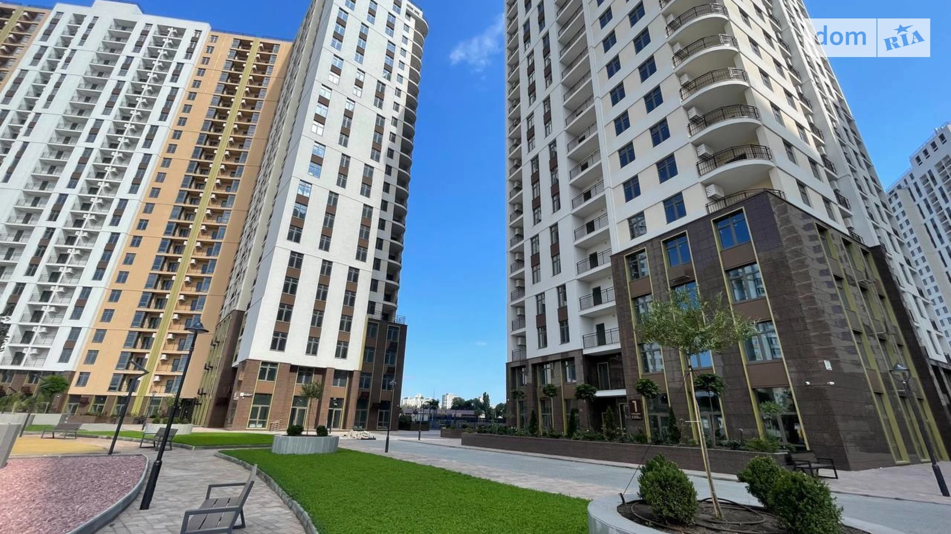 Продается 1-комнатная квартира 42 кв. м в Одессе, ул. Краснова - фото 2