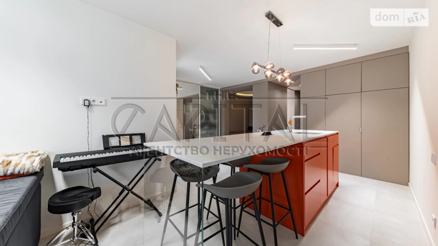 Продается 1-комнатная квартира 47 кв. м в Киеве, ул. Кирилловская, 37А - фото 2