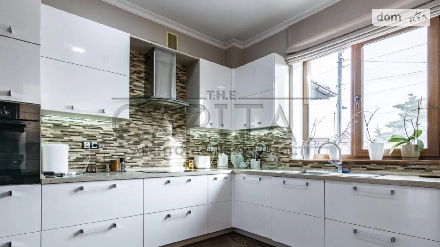 Продается дом на 2 этажа 296 кв. м с участком, цена: 450000 $ - фото 2