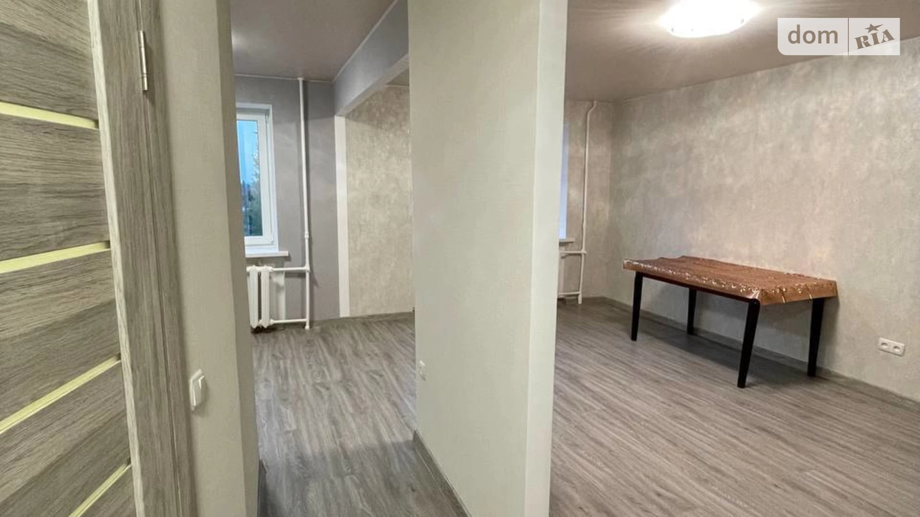 Продается 2-комнатная квартира 43 кв. м в Днепре, пл. Новокодацкая(Дзержинского), 1 - фото 2