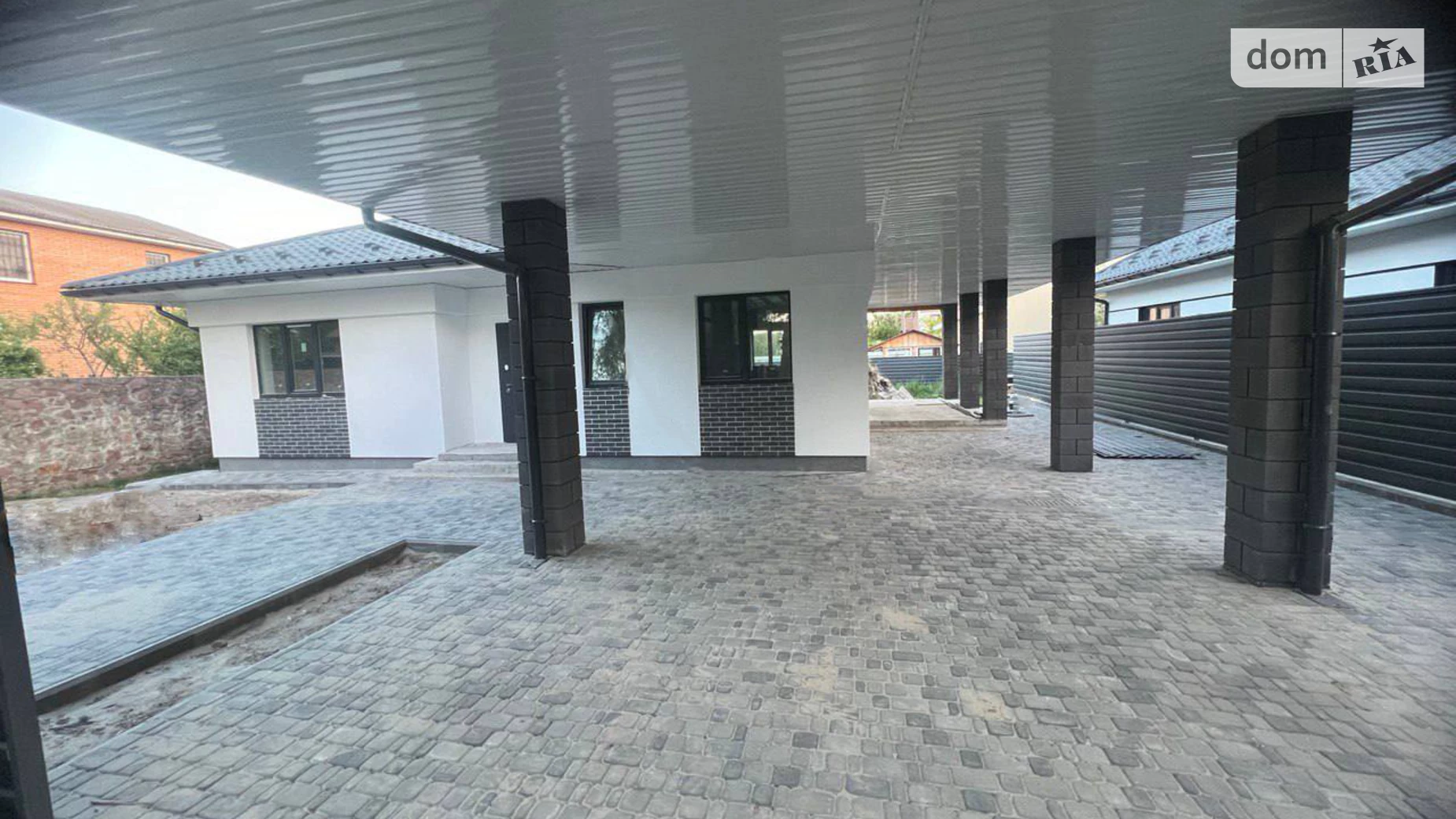 Продается одноэтажный дом 110 кв. м с баней/сауной, цена: 120000 $ - фото 3