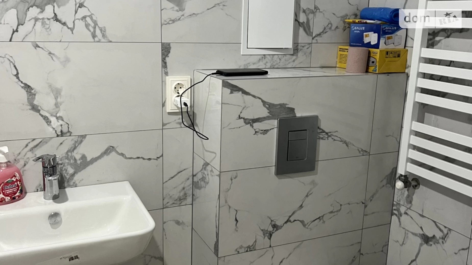 Продается 3-комнатная квартира 60.9 кв. м в Гусятине, цена: 39999 $ - фото 2