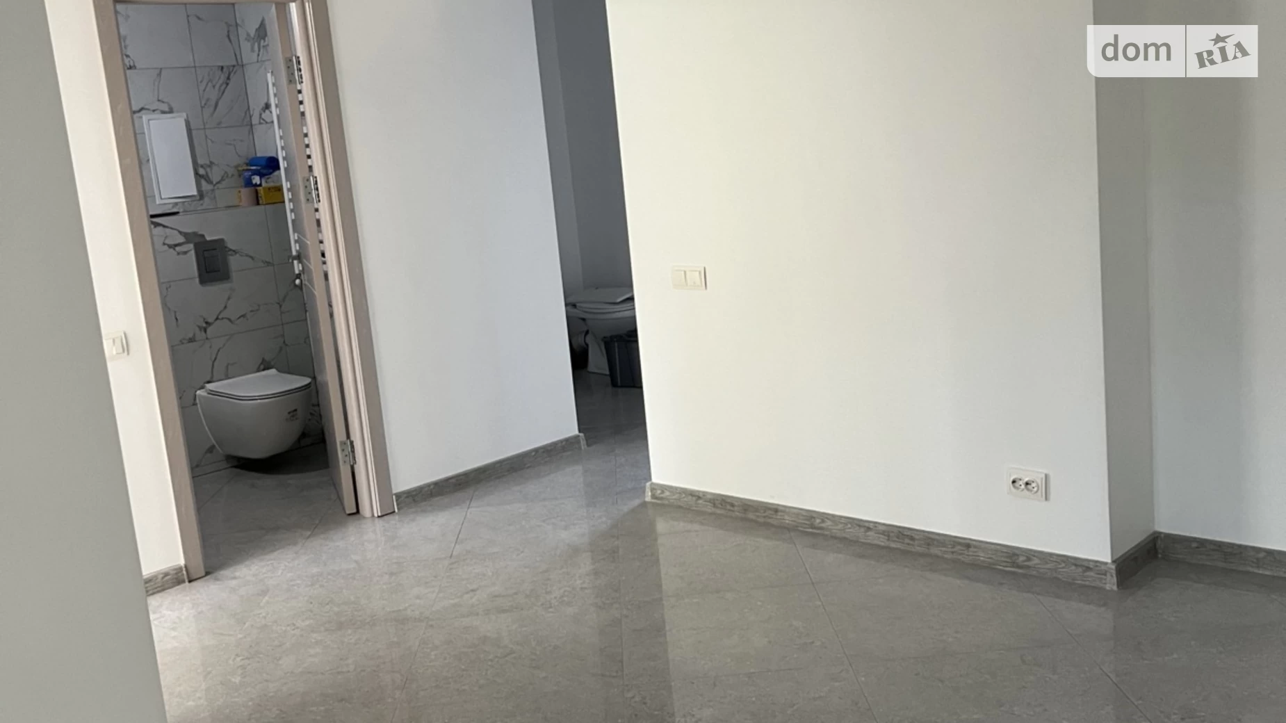 Продается 3-комнатная квартира 60.9 кв. м в Гусятине, цена: 39999 $ - фото 4