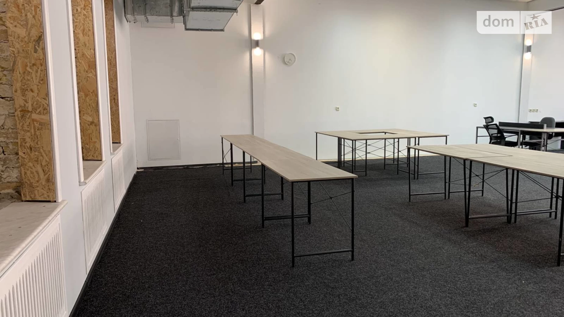 Сдается в аренду офис 145 кв. м в бизнес-центре, цена: 2100 $ - фото 3