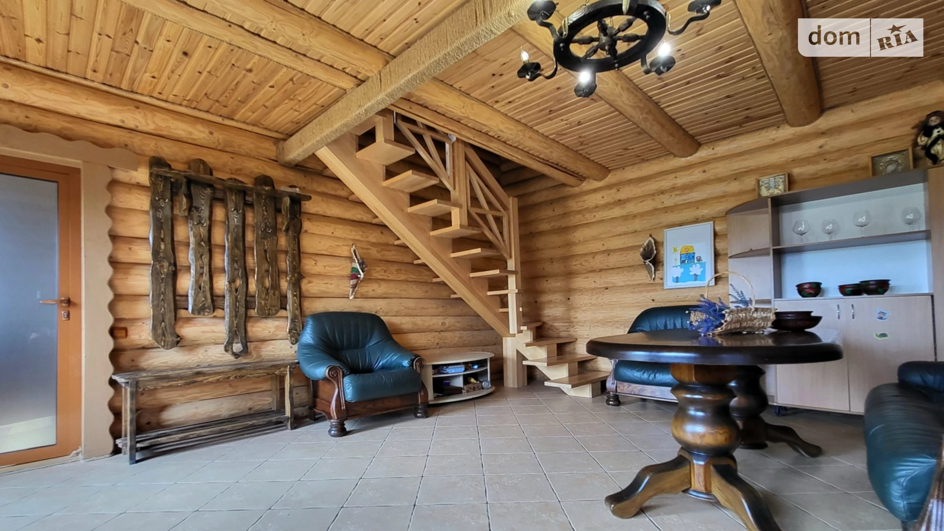 Продается дом на 2 этажа 140 кв. м с бассейном, цена: 81000 $ - фото 2