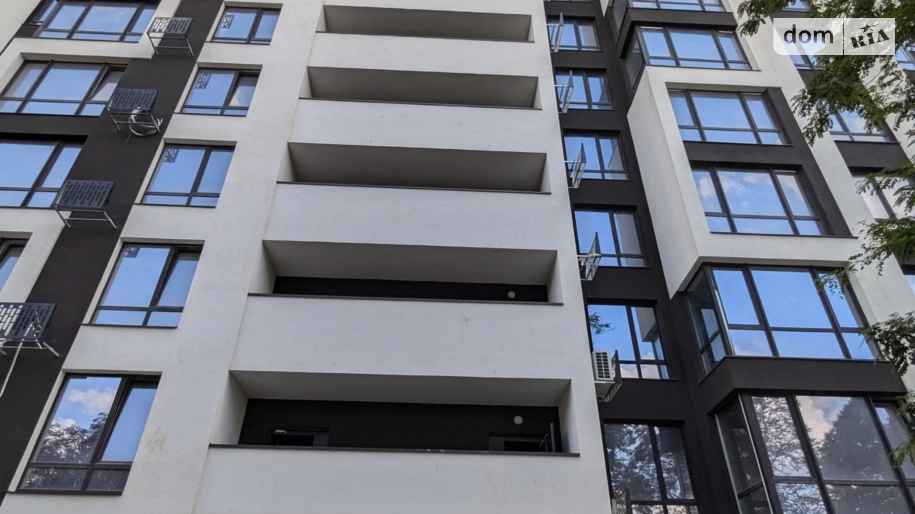 Продается 2-комнатная квартира 73.4 кв. м в Ивано-Франковске, ул. Ленкавского - фото 3