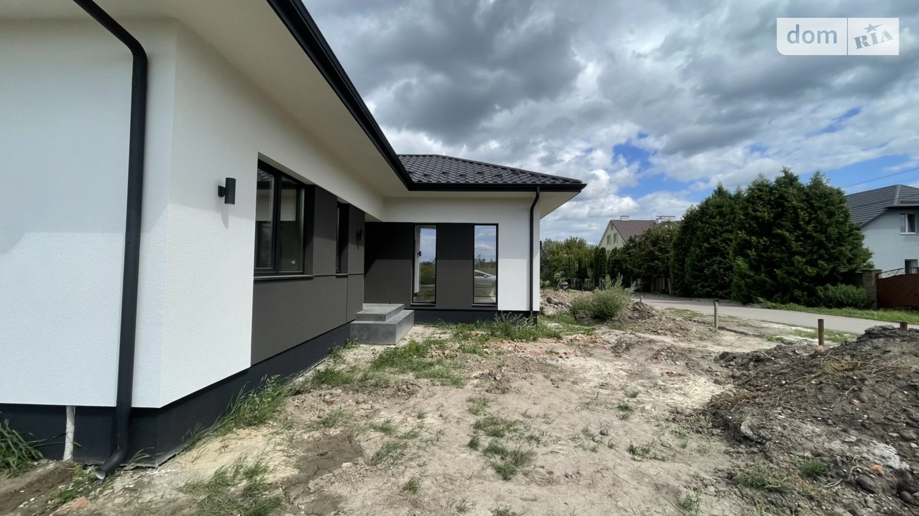 Продается одноэтажный дом 165 кв. м с камином, цена: 165000 $ - фото 2