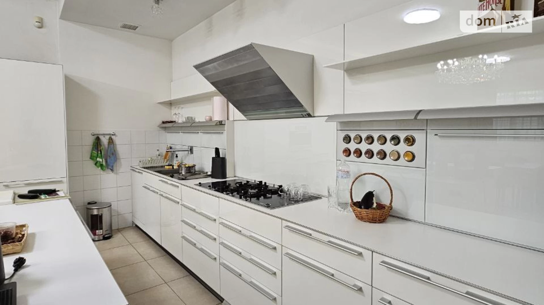 Продається будинок 2 поверховий 420 кв. м з ділянкою, цена: 325000 $ - фото 2