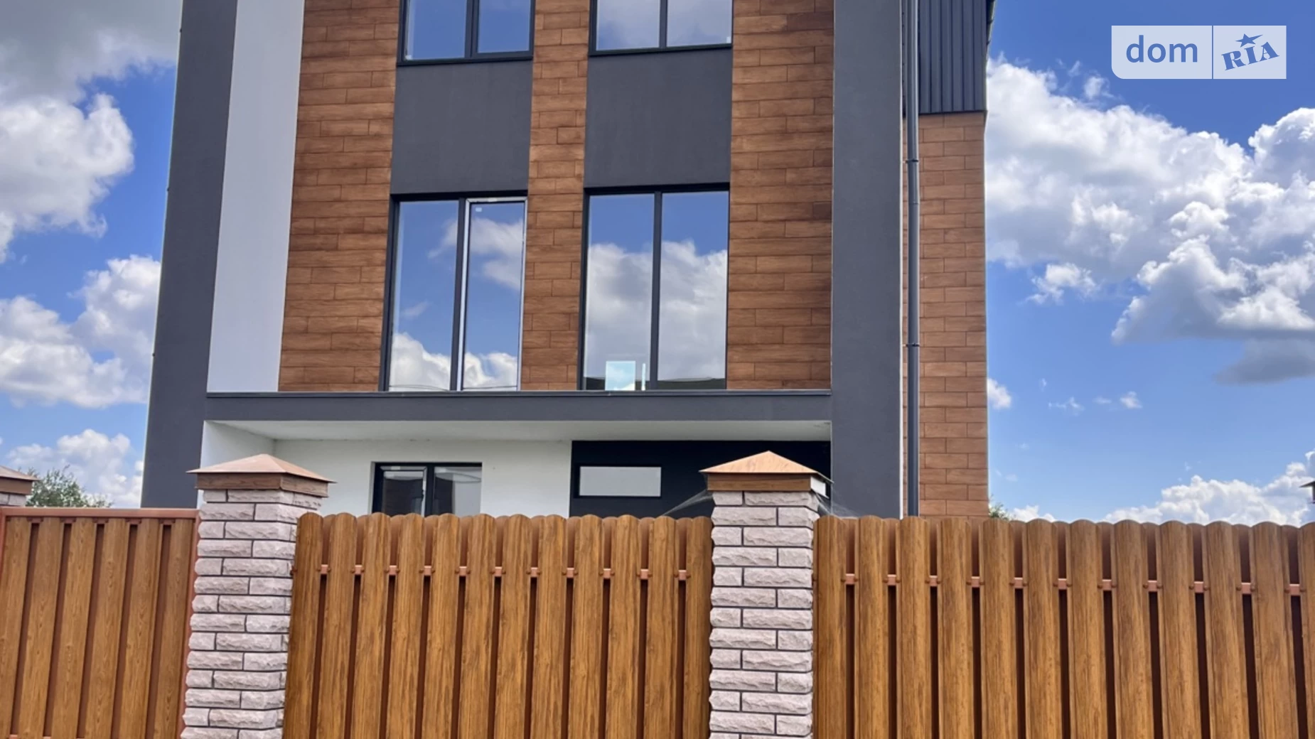 Продается дом на 3 этажа 160 кв. м с террасой, цена: 180000 $ - фото 3
