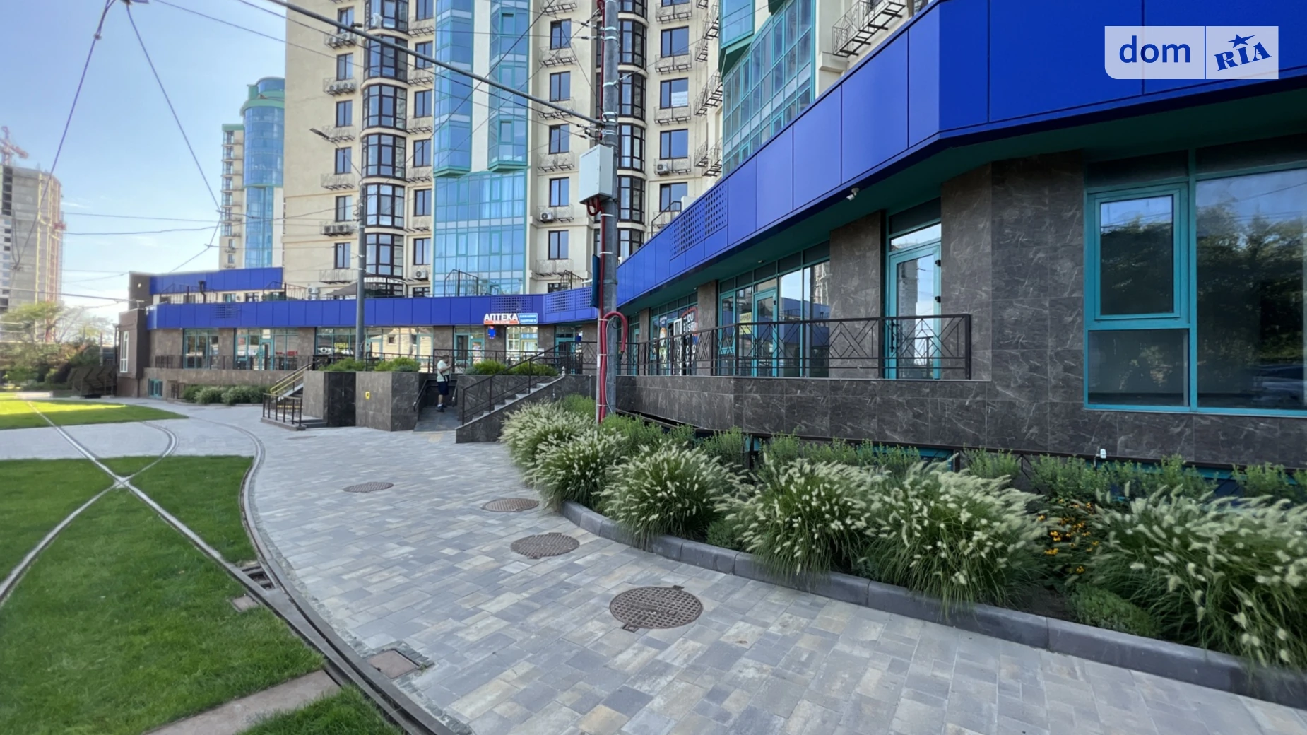 Продається 3-кімнатна квартира 98 кв. м у Одесі, Фонтанська дор. - фото 3