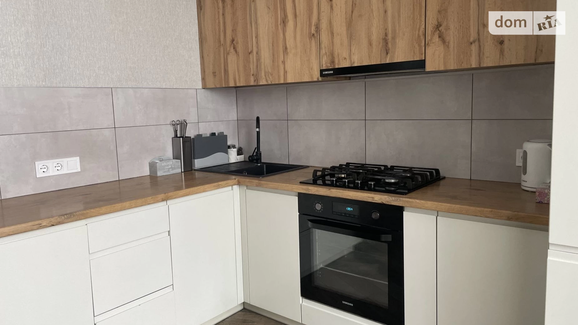 Продается 1-комнатная квартира 35 кв. м в Ирпене, ул. Григория Сковороды, 2/1 - фото 2