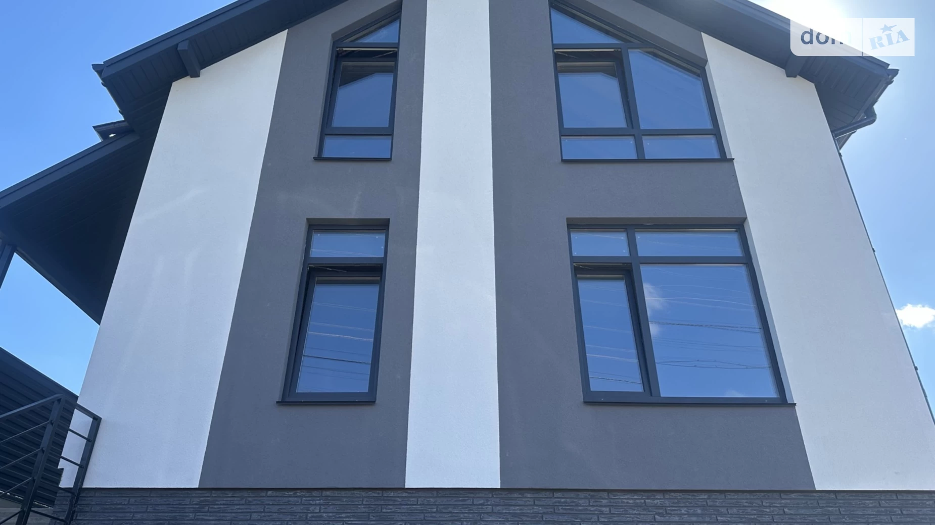 Продається будинок 2 поверховий 176 кв. м з каміном, цена: 115000 $ - фото 2